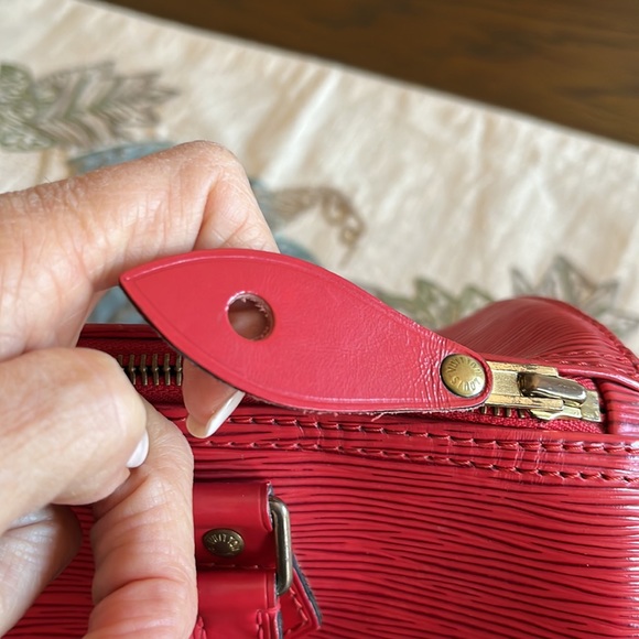 LV SPEEDY 25 RED EPI  UNBRANDED STRAP INCLUDED - Picture 11 of 17